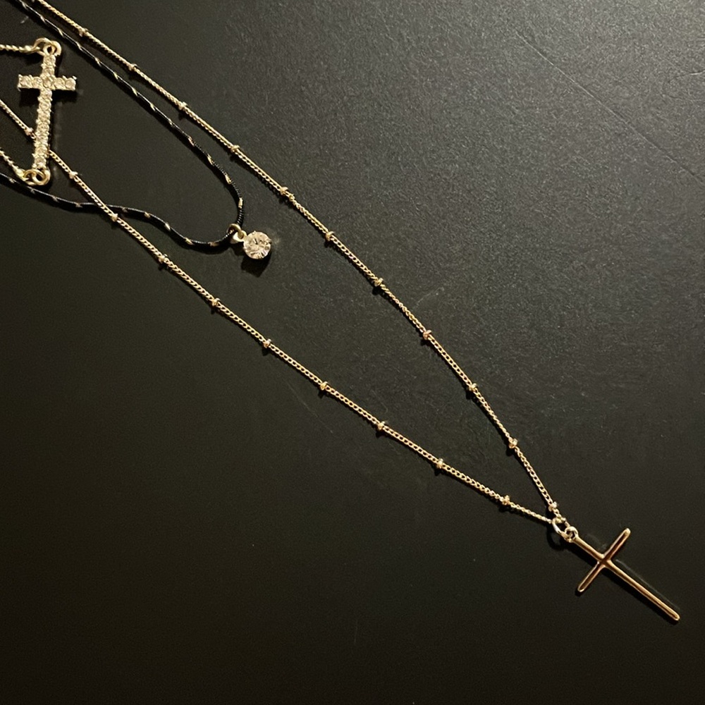 Express Necklace - 3 Row Multi Chain Pendant Necklace - Gold & Black - Picture 5 of 8